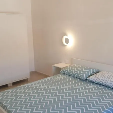 Casette Eos E Zefiro Apartment *