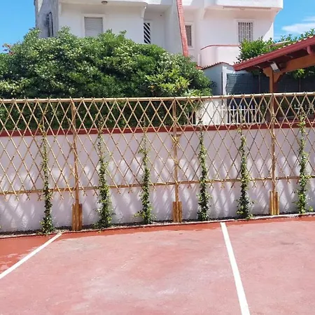 Casette Eos E Zefiro Apartment *